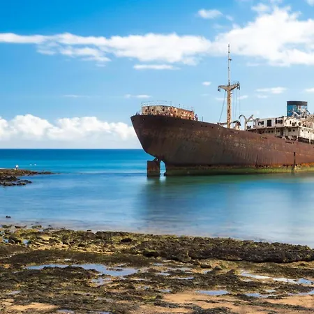 Isla De Lobos Вилла *
